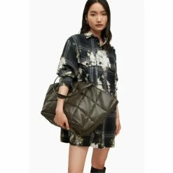 All Saints AllSaints Green Nadaline Quilt Tote 7 All Saints AllSaints Green Nadaline Quilt Tote -AllSaints shop unnamed file 3373