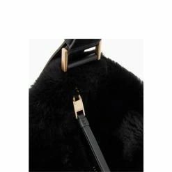 All Saints AllSaints Edbury Shearling Black Bag -AllSaints shop unnamed file 3428