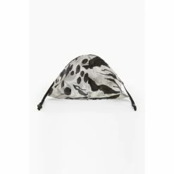 All Saints AllSaints White Oniyuri Face Mask -AllSaints shop unnamed file 5551